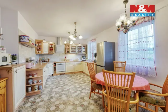 Prodej ubytování, Strážov, 359 m2