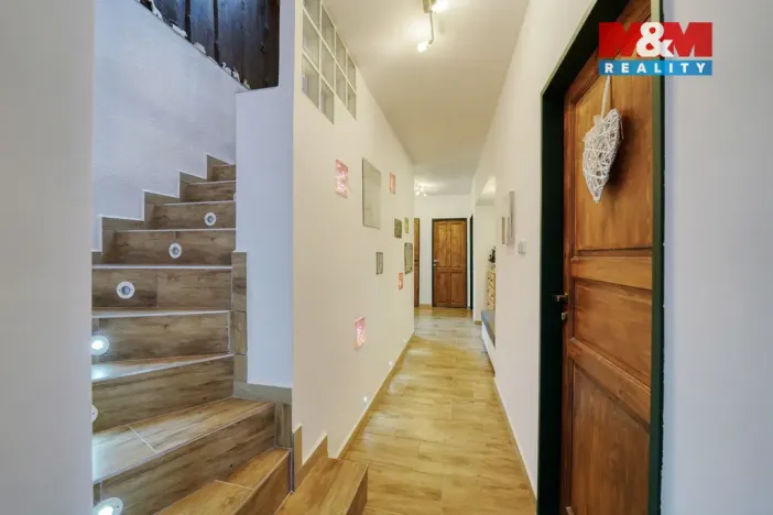 Prodej ubytování, Strážov, 359 m2