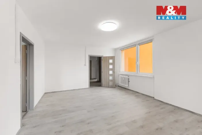 Prodej bytu 3+1, Praha - Troja, Lublinská, 70 m2