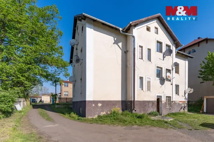Prodej bytu 5+1, Cheb - Tršnice, 100 m2
