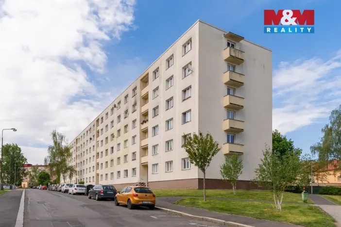 Prodej bytu 3+1, Cheb, U Stadionu, 75 m2