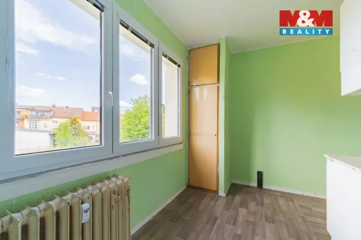 Prodej bytu 3+1, Cheb, U Stadionu, 75 m2