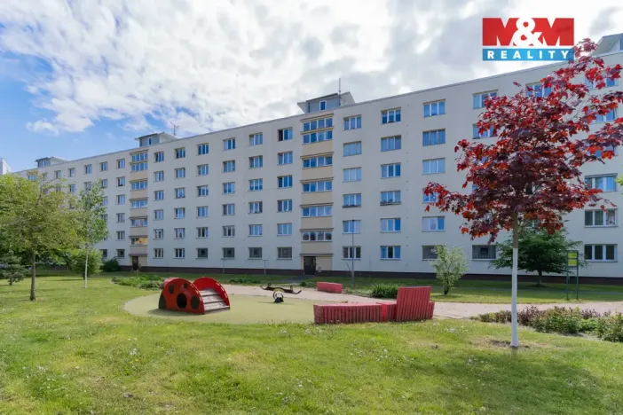 Prodej bytu 3+1, Cheb, U Stadionu, 75 m2