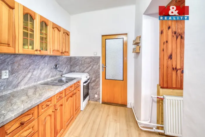 Prodej rodinného domu, Dobřany, Stromořadí, 86 m2