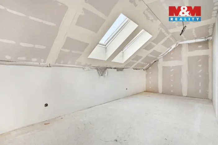 Pronájem bytu 3+kk, Zásmuky - Nesměň, 82 m2