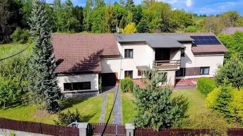 Prodej rodinného domu, Bílovec, 200 m2