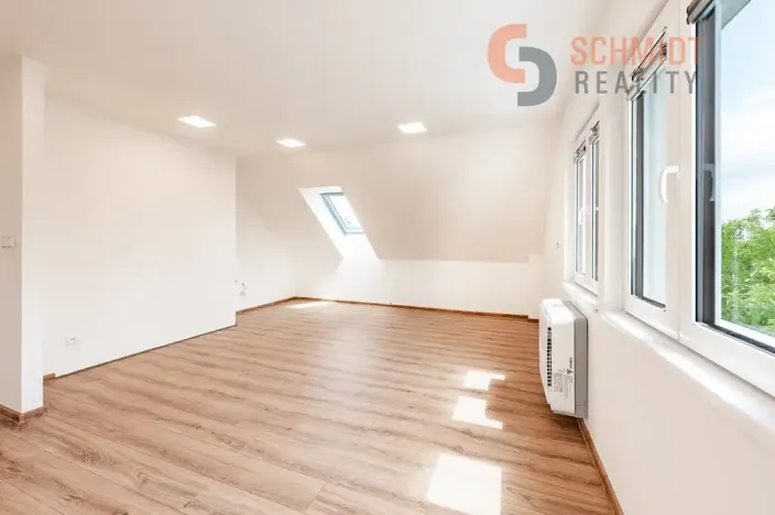 Prodej bytu 3+kk, Lednice, Komenského, 77 m2