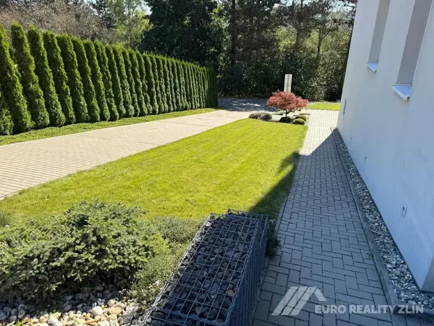Pronájem bytu 2+kk, Zlín, Partyzánská, 50 m2