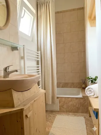 Pronájem bytu 2+1, Libčice nad Vltavou, 46 m2