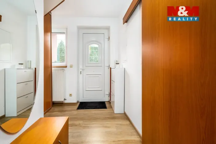 Prodej rodinného domu, Bobnice, Za Školou, 105 m2