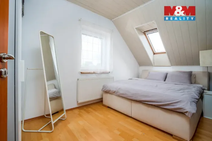 Prodej rodinného domu, Bobnice, Za Školou, 105 m2