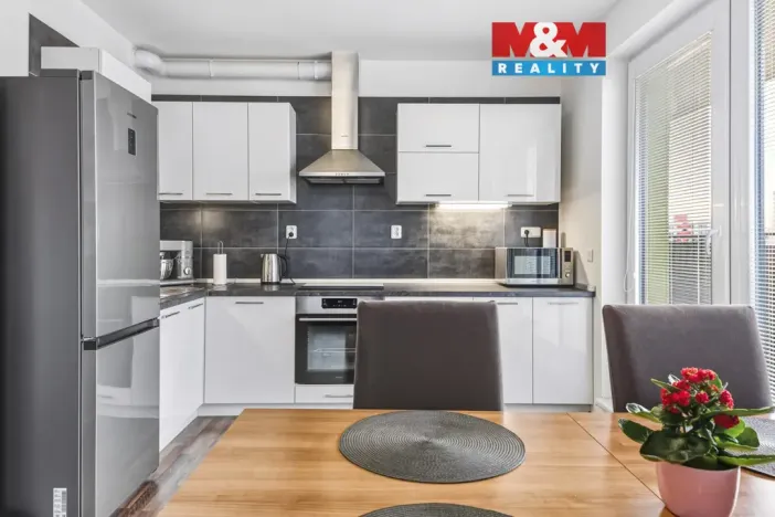 Pronájem bytu 2+kk, Pardubice - Zelené Předměstí, Na Spravedlnosti, 53 m2