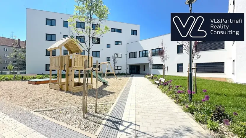 Prodej bytu 1+kk, Šlapanice, Brněnská, 40 m2