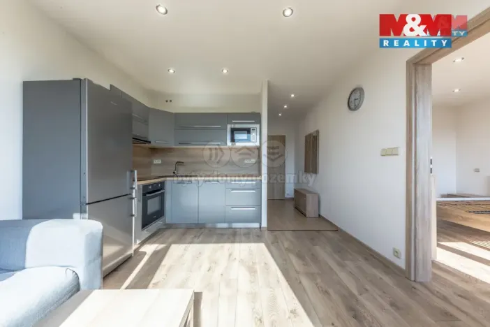 Pronájem bytu 1+1, Děčín - Děčín VI-Letná, U Tvrze, 36 m2