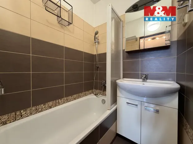 Pronájem bytu 3+kk, Louny, Bezručova, 64 m2
