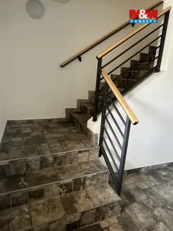 Prodej bytu 3+kk, Bělá pod Bezdězem, Masarykovo náměstí, 95 m2