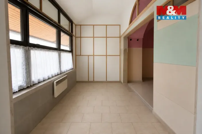 Prodej atypického bytu, Olomouc - Svatý Kopeček, nám. Sadové, 70 m2