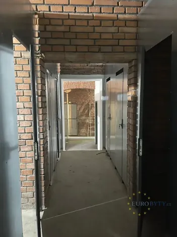 Pronájem bytu 1+kk, Praha - Vršovice, Bartoškova, 40 m2