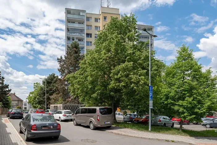 Prodej bytu 3+1, Praha - Komořany, Za sídlištěm, 68 m2