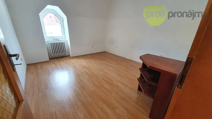 Pronájem bytu 4+1, Humpolec, Horní náměstí, 113 m2