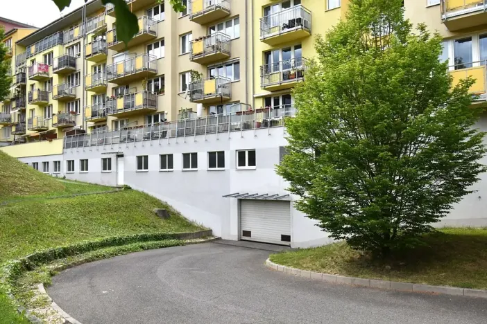 Prodej garážového stání, Praha - Kunratice, Velké Kunratické, 17 m2