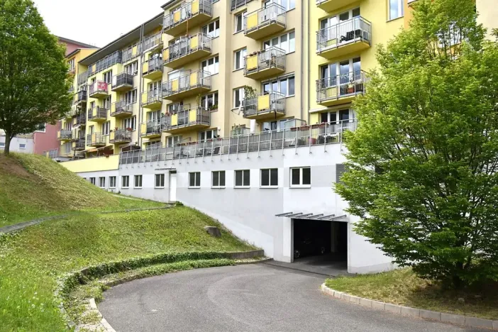 Prodej garážového stání, Praha - Kunratice, Velké Kunratické, 17 m2