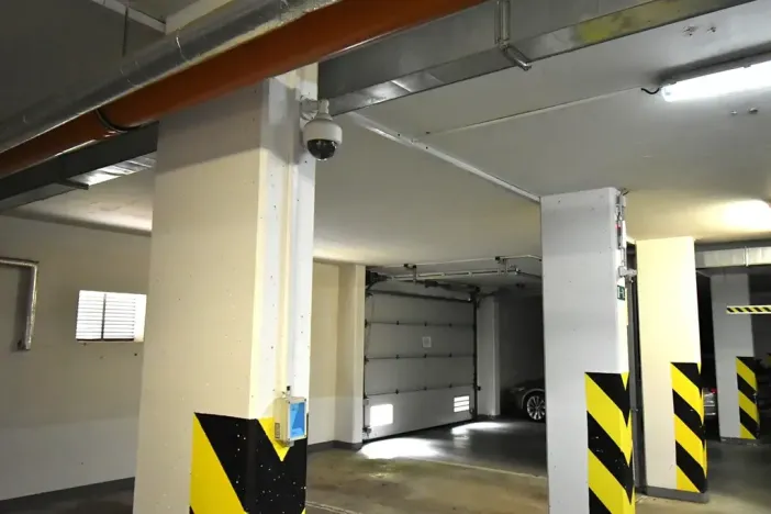 Prodej garážového stání, Praha - Kunratice, Velké Kunratické, 17 m2