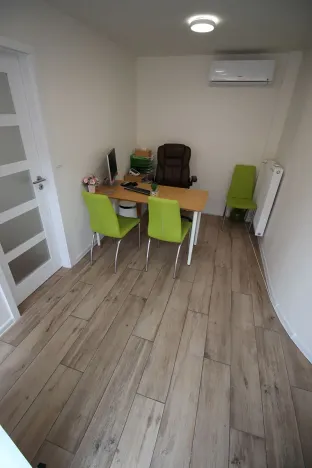 Pronájem obchodního prostoru, Praha - Vinohrady, Budečská, 117 m2