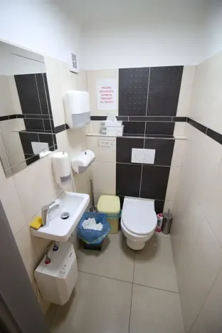 Pronájem obchodního prostoru, Praha - Vinohrady, Budečská, 117 m2
