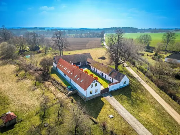 Prodej zemědělské usedlosti, Křelovice, 395 m2