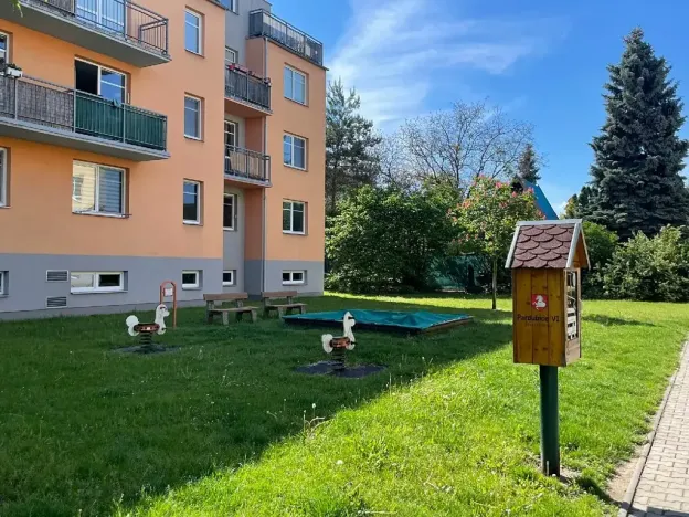 Pronájem bytu 2+kk, Pardubice, Dubová, 55 m2