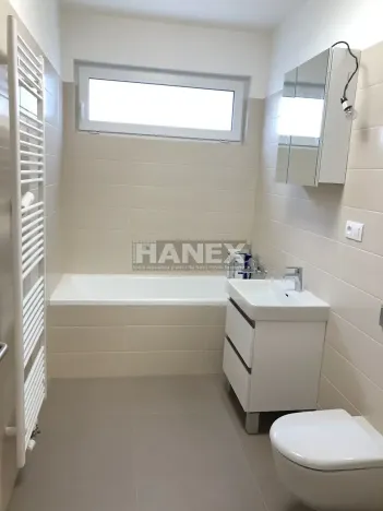Pronájem bytu 2+kk, Praha - Hloubětín, Saarinenova, 61 m2