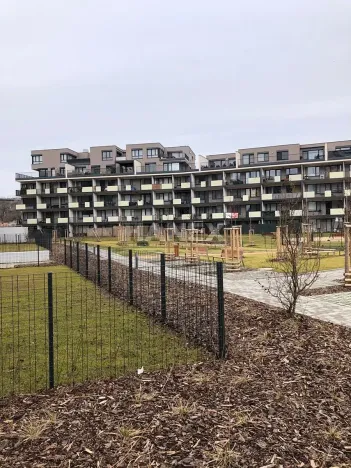 Pronájem bytu 2+kk, Praha - Hloubětín, Saarinenova, 61 m2
