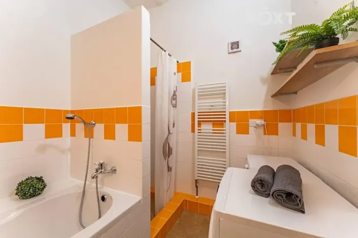 Pronájem bytu 2+kk, Štíty, nám. Míru, 58 m2