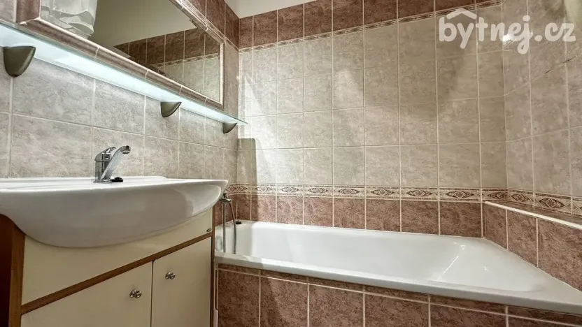 Pronájem bytu 3+1, Olomouc - Nové Sady, Jakoubka ze Stříbra, 68 m2