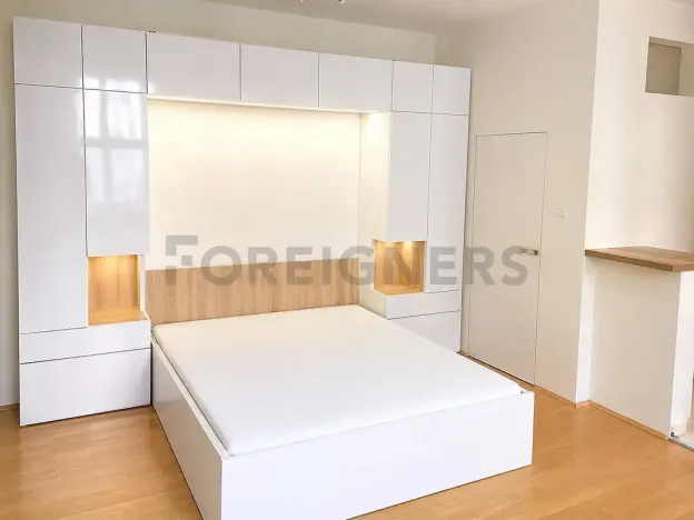 Pronájem bytu 2+kk, Praha - Nusle, Rostislavova, 61 m2