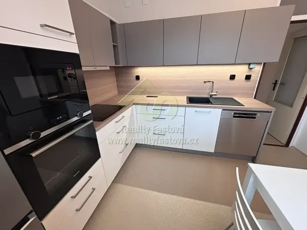 Pronájem bytu 4+1, Plzeň, Západní, 99 m2