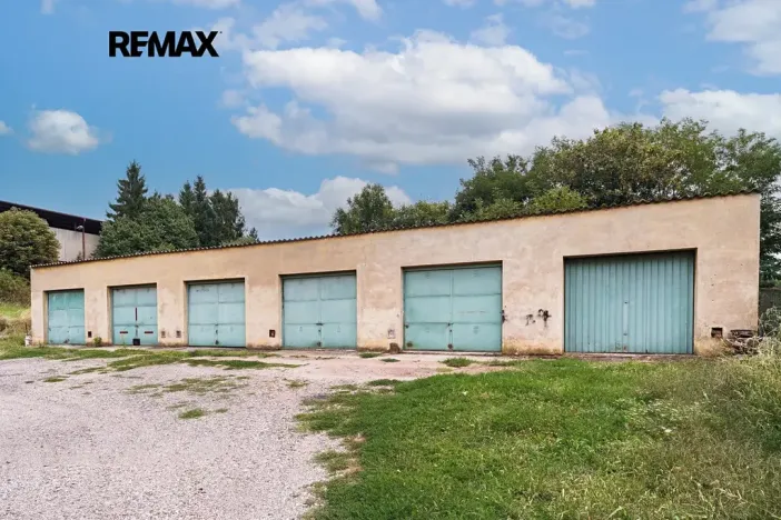 Prodej komerční nemovitosti, Měcholupy, 130 m2