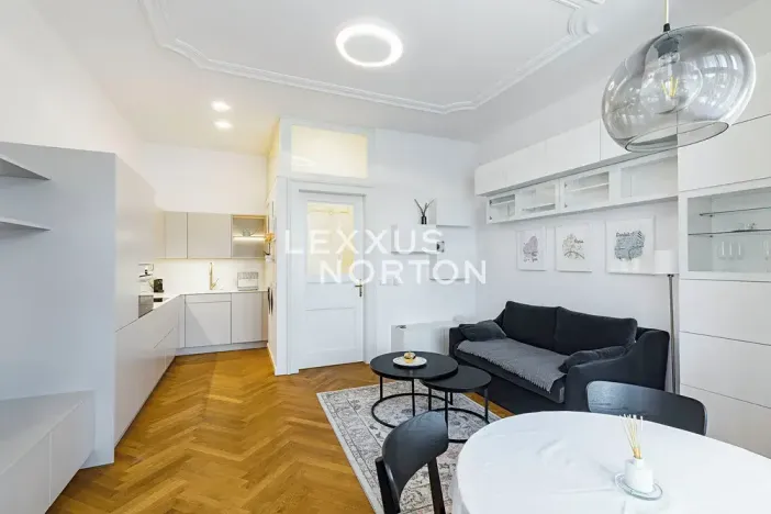 Pronájem bytu 2+kk, Praha - Žižkov, U Rajské zahrady, 59 m2
