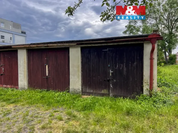 Prodej garáže, Praha, Novobohdalecká, 19 m2