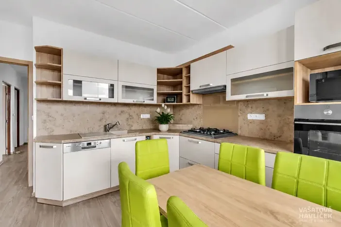 Pronájem bytu 3+1, Hradec Králové, Selicharova, 98 m2