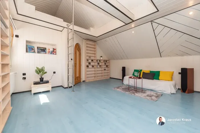 Prodej rodinného domu, Nechanice, Za Kulturním domem, 250 m2