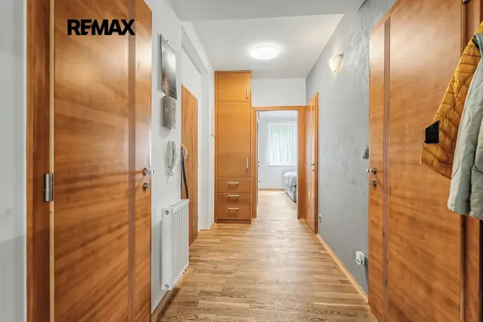 Prodej bytu 2+kk, Kamenice, Jednosměrná, 72 m2