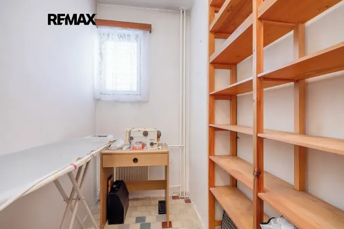Prodej rodinného domu, Praha - Sobín, Brňovská, 215 m2