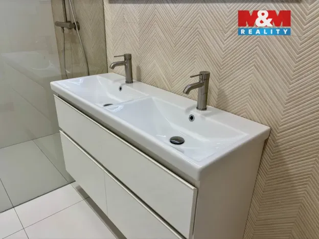 Prodej rodinného domu, Ostrava - Radvanice, Dvořáčkova, 100 m2