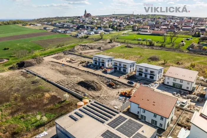 Prodej bytu 2+kk, Zaječí, Hlavní, 60 m2