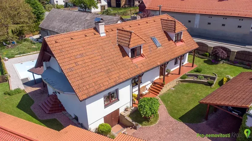 Prodej rodinného domu, Osek, 192 m2