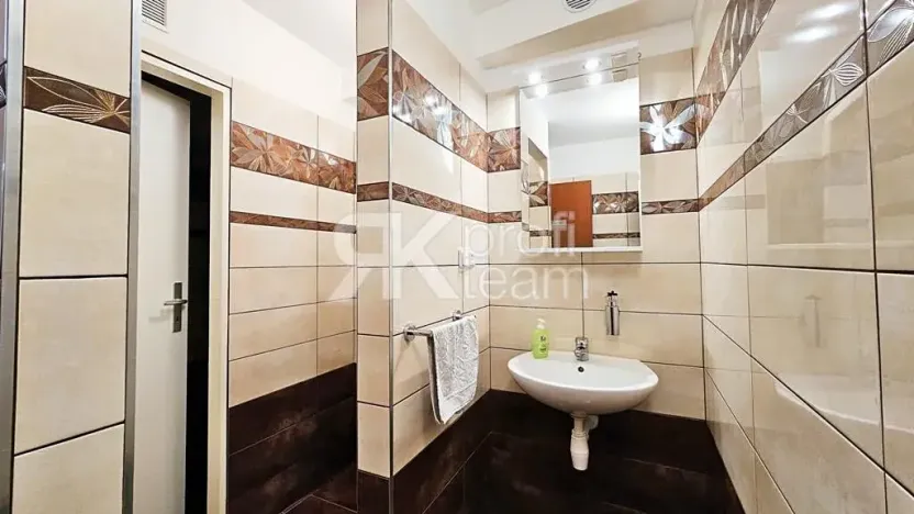 Prodej činžovního domu, Opava, Slezská, 1300 m2