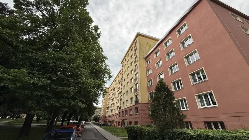 Pronájem bytu 2+1, Ostrava - Poruba, Nálepkovo náměstí, 66 m2