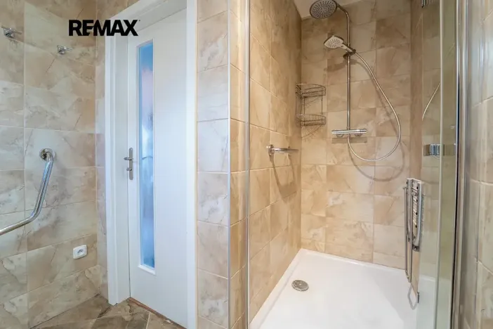 Prodej rodinného domu, Kolín, Zborovská, 180 m2